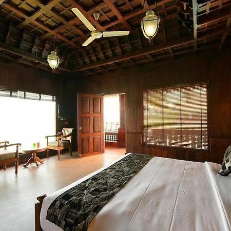 Sea Lagoon Health Resort Kochi Екстер'єр фото